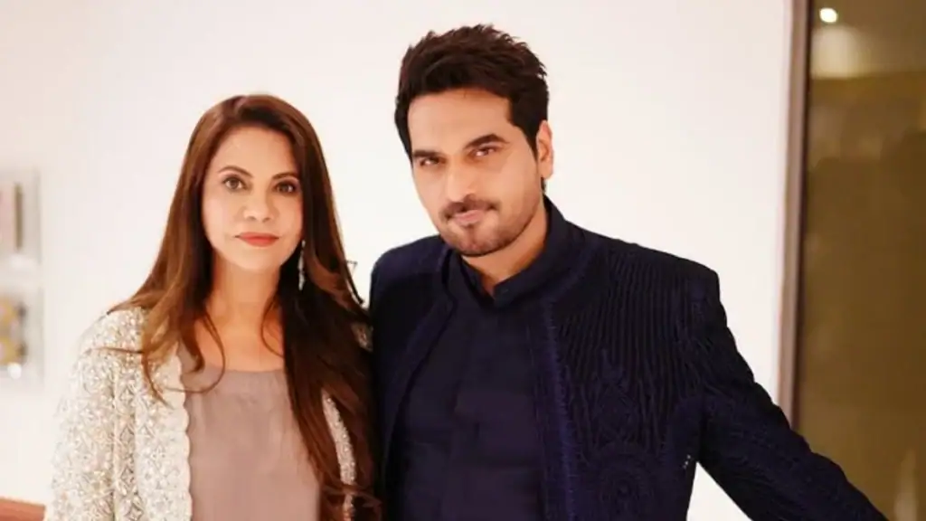Veteran Actor Raju Jamil On Humayun Saeed's Flirtatious & Romantic Nature Veteran Actor Raju Jamil On Humayun Saeed’s Flirtatious & Romantic Nature
