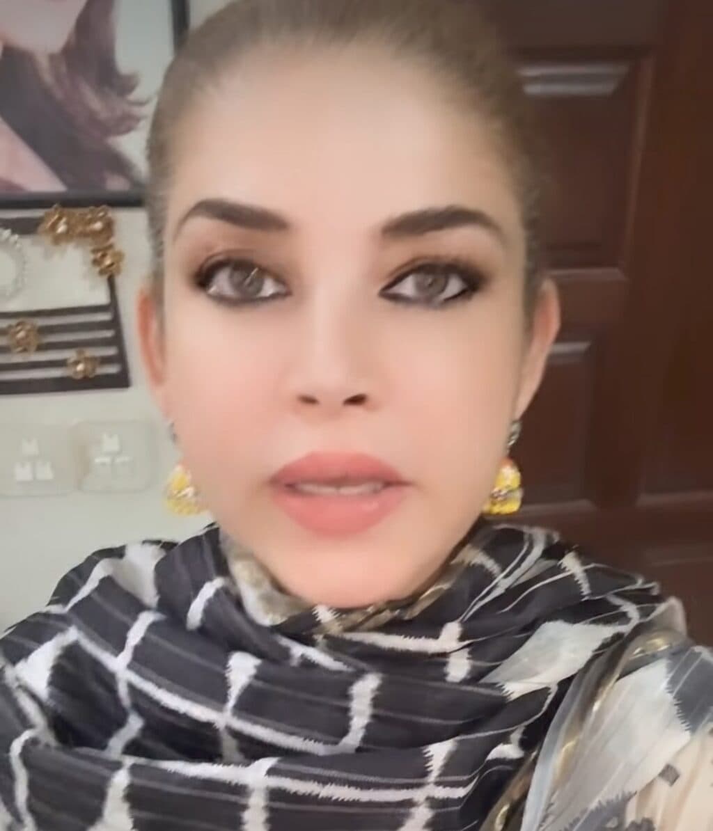Mishi Khan Schools Indian Singer Abhijeet For Hating Top Pakistani Artists Mishi Khan Schools Indian Singer Abhijeet For Hating Top Pakistani Artists