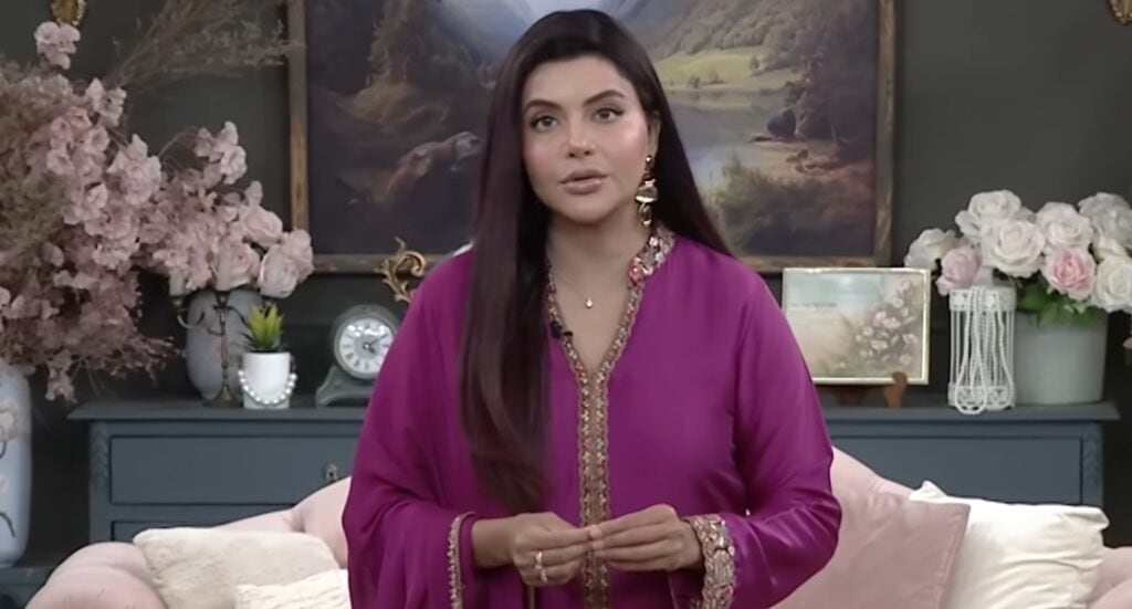 Nida Yasir’s Solo Travel Tip To Pakistani Parents Draws Huge Backlash