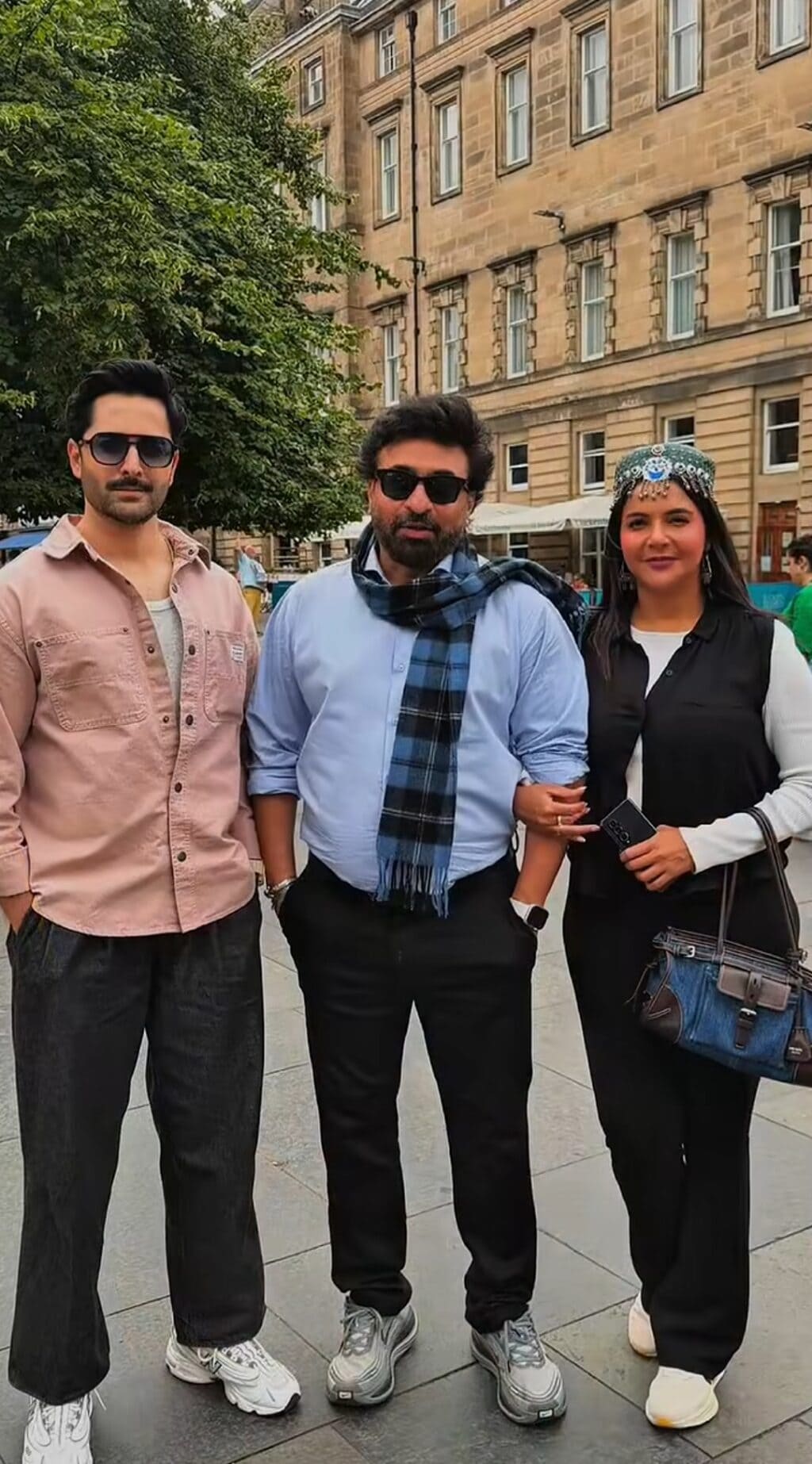 Nida Yasir & Family Pictures from Yasir Nawaz’s Birthday Celebration