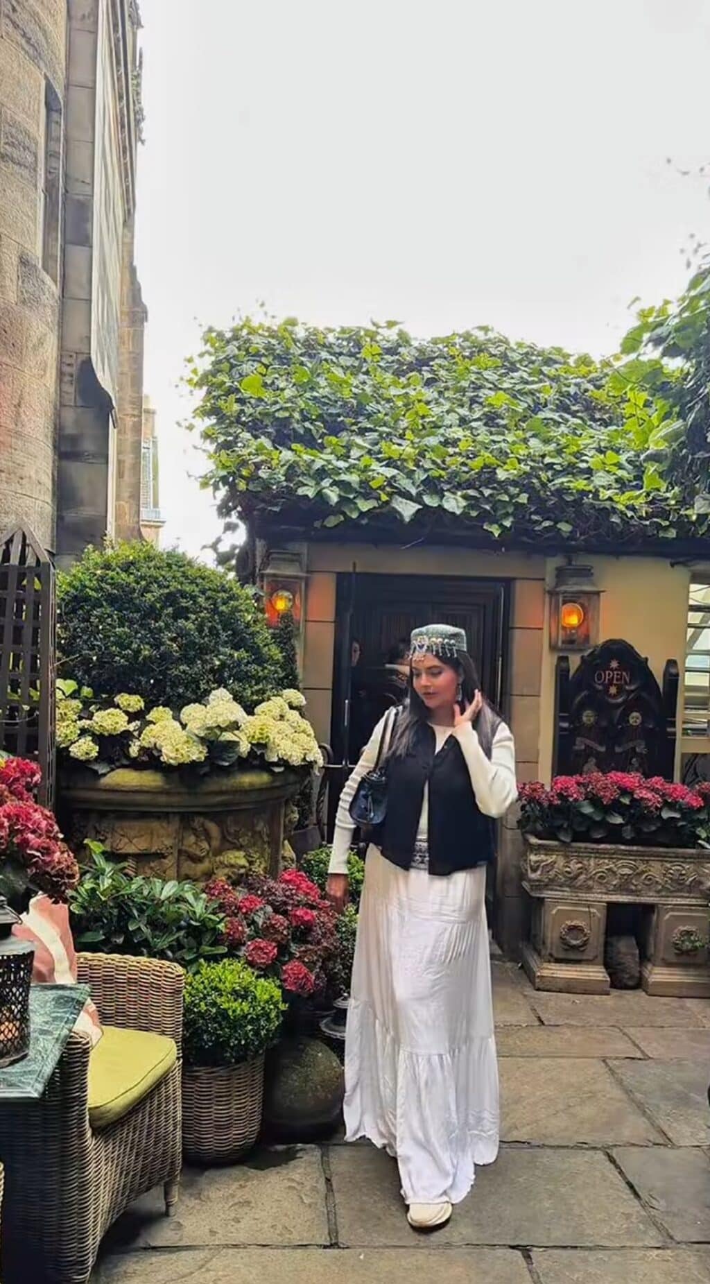 Nida Yasir & Family Pictures from Yasir Nawaz’s Birthday Celebration