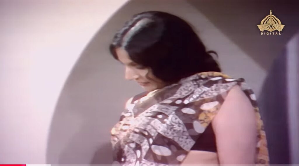 PTV Drama Clip From 70’s Surprises Netizens