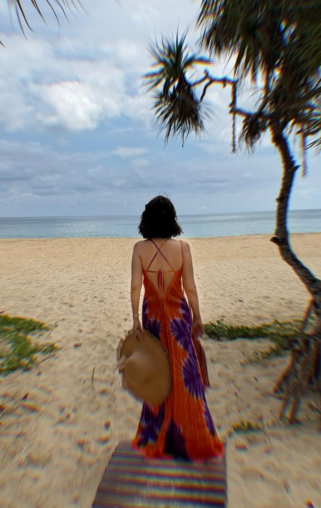Saboor Aly's Bold Beach Looks Sparks Heavy Criticism Saboor Aly’s Bold Beach Looks Sparks Heavy Criticism