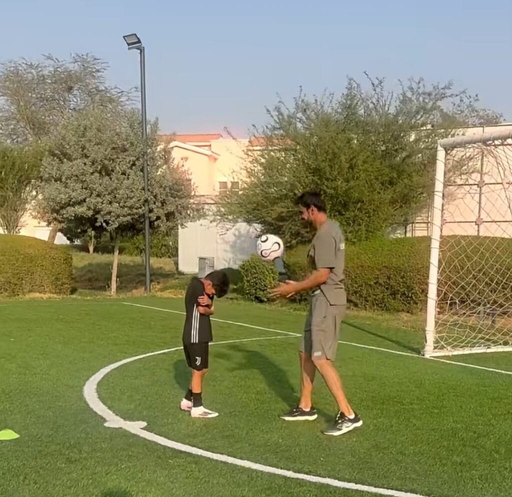 Shoaib Malik Latest Video with Son Gets Public Attention Shoaib Malik Latest Video with Son Gets Public Attention
