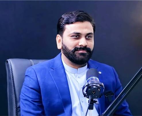Asif Jatt's Plan To Insult Chahat Fateh Ali Khan Backfired Asif Jatt’s Plan To Insult Chahat Fateh Ali Khan Backfired
