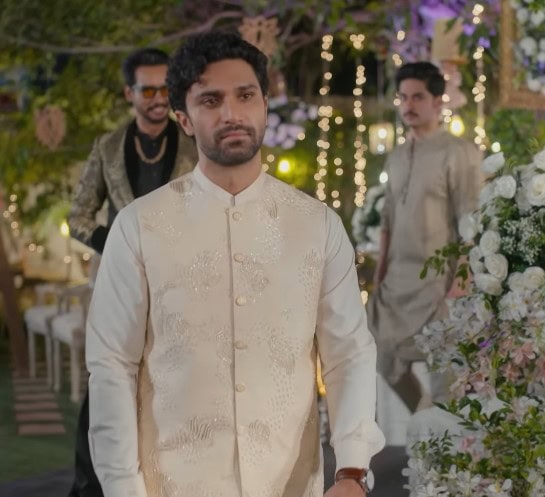 Aik Mohabbat Aur Episode 12 - Haroon Termed The Ultimate Green Flag Aik Mohabbat Aur Episode 12 – Haroon’s Green Flag Solution Win Hearts