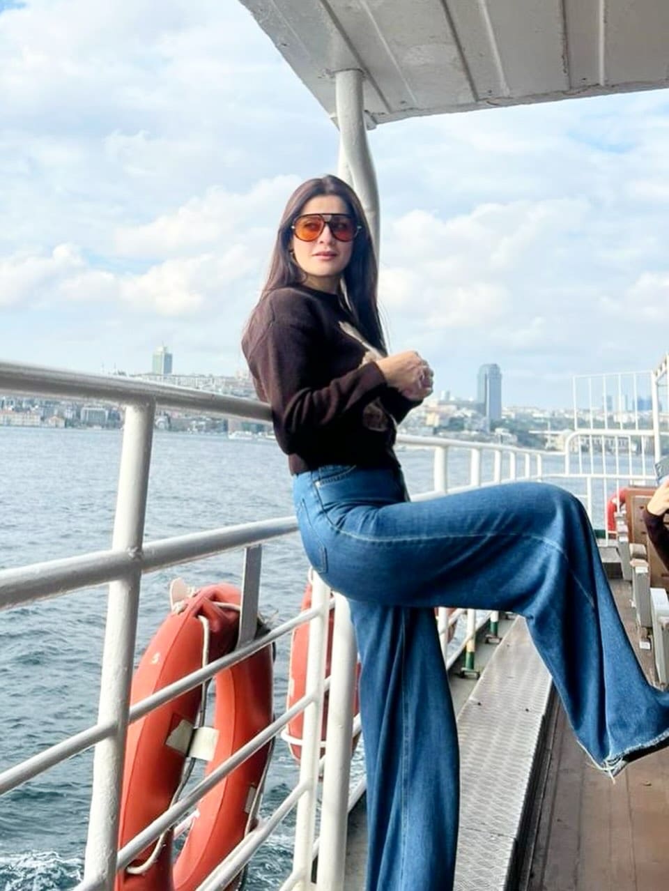 Amna Malik's Beautiful Pictures With Daughter & Husband Auto Draft