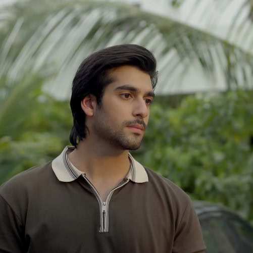 Doctor Bahu Episode 30 - Is Salman Turning Into Dr Shahnawaz Doctor Bahu Episode 30 – Is Salman Turning Into Dr Shahnawaz