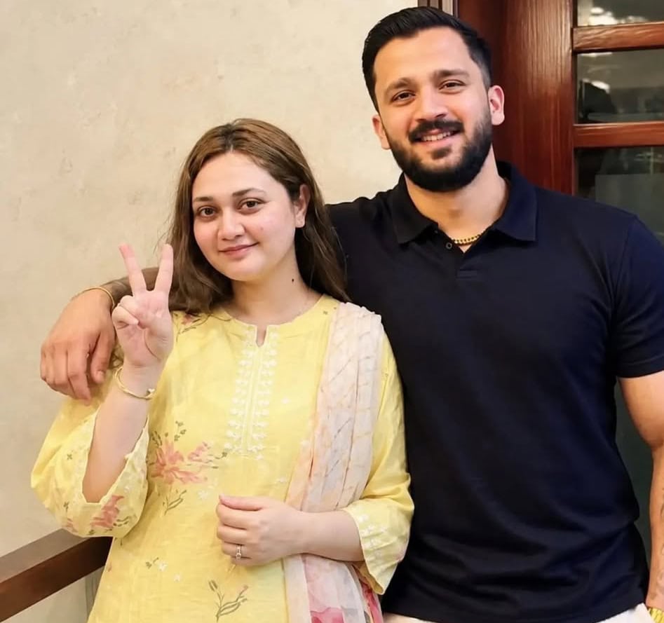 Emaan Rajab Trolled for Comparing Herself with Salar Sikandar Emaan Rajab Trolled for Comparing Herself with Salar Sikandar