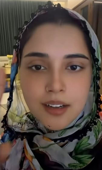 Kanwal Aftab Responds To Criticism Over Her Life After Hajj Kanwal Aftab Responds To Criticism Over Her Life After Hajj