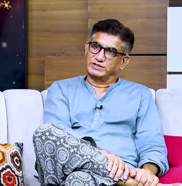Khawar Riaz Explains Why Modern Women Are Lonely Khawar Riaz Explains Why Modern Women Are Lonely