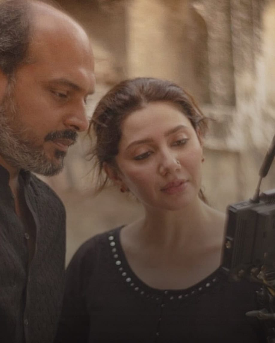 Mahira Khan's Emotional Video from Mitti De Baway Set Mahira Khan’s Emotional Video from Mitti De Baway Set