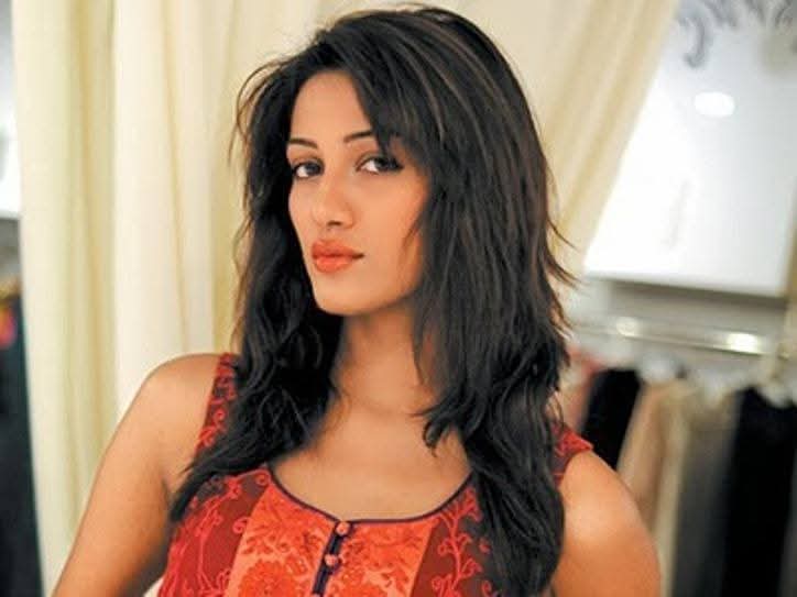Mathira Reveals Her Age & Cosmetic Procedures She Has Undergone Mathira Reveals Her Age & Cosmetic Procedures She Has Undergone