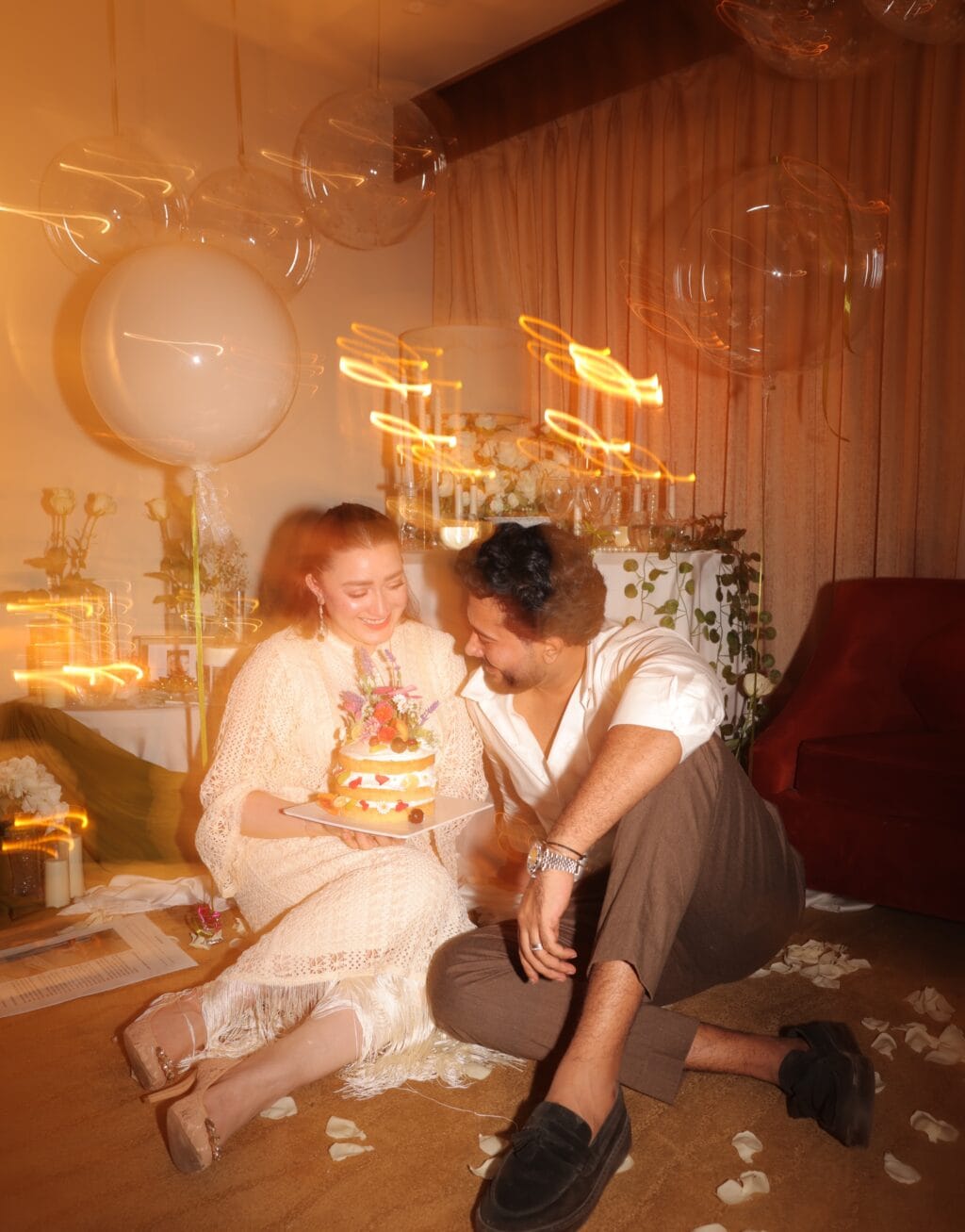 Momina Iqbal Romantically Celebrates Husband Hamza Malik Momina Iqbal Romantically Celebrates Husband Hamza Malik