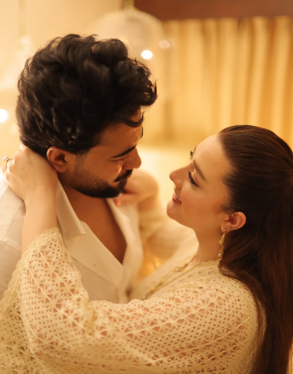 Momina Iqbal Romantically Celebrates Husband Hamza Malik Momina Iqbal Romantically Celebrates Husband Hamza Malik