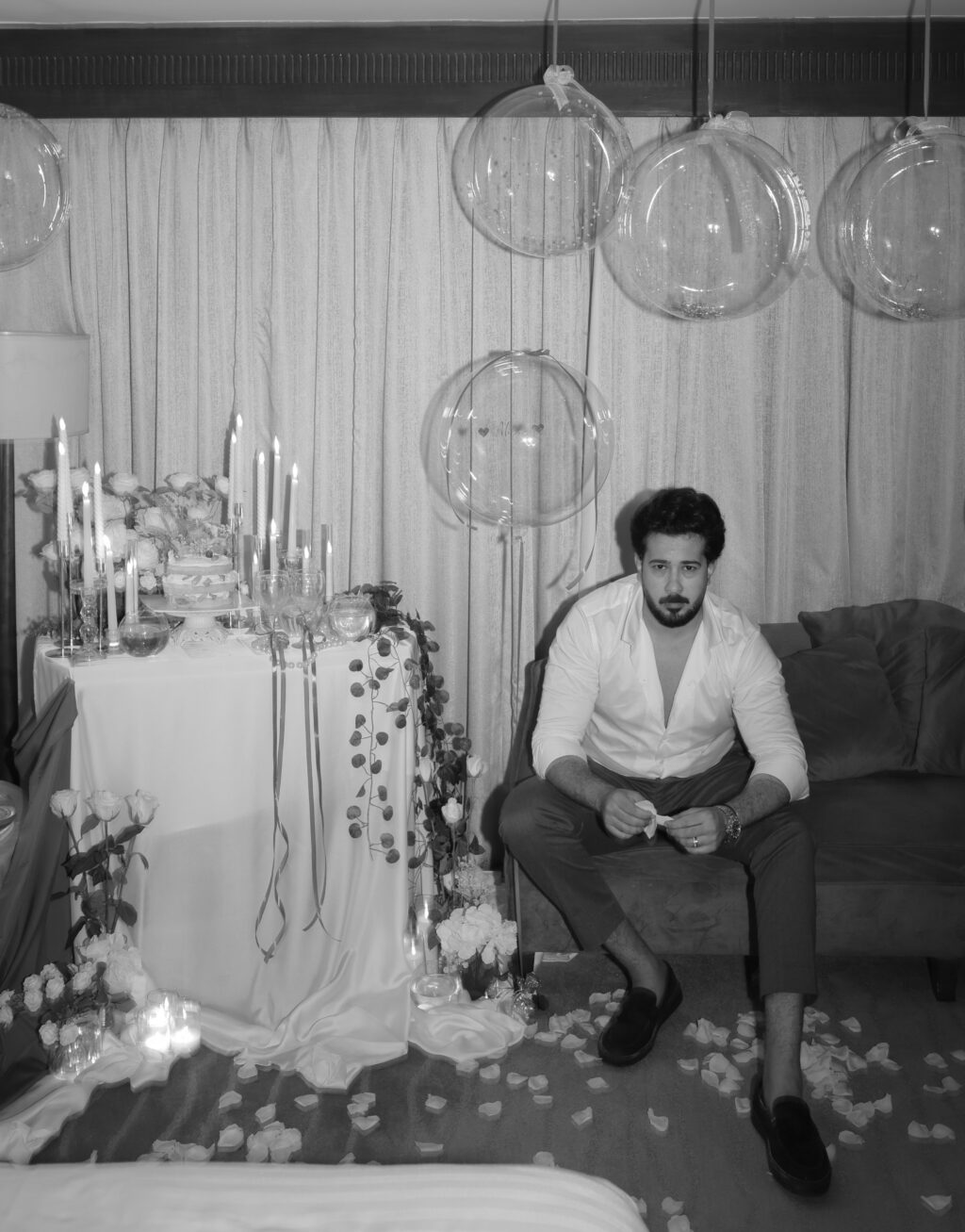 Momina Iqbal Romantically Celebrates Husband Hamza Malik Momina Iqbal Romantically Celebrates Husband Hamza Malik