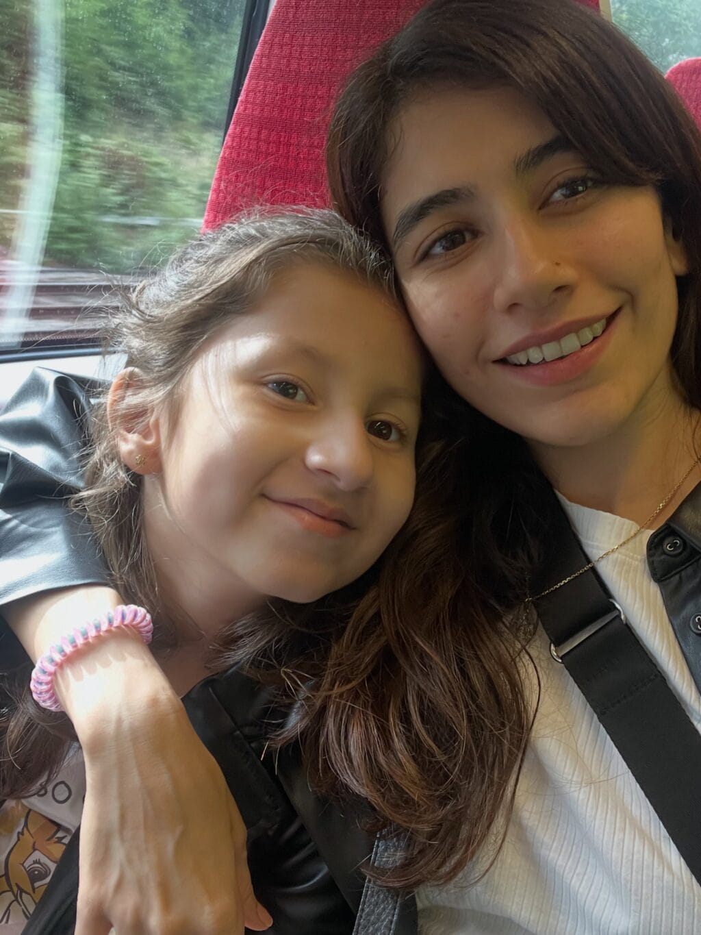 Syra Yousuf Shares Wish & Pictures On Nooreh's Birthday Syra Yousuf Shares Wish & Pictures On Nooreh’s Birthday
