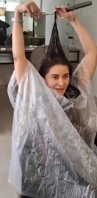Shaista Lodhi's Hair Transformation Reminds Fans Of Sahir Lodhi Shaista Lodhi's Hair Transformation Reminds Fans Of Sahir Lodhi