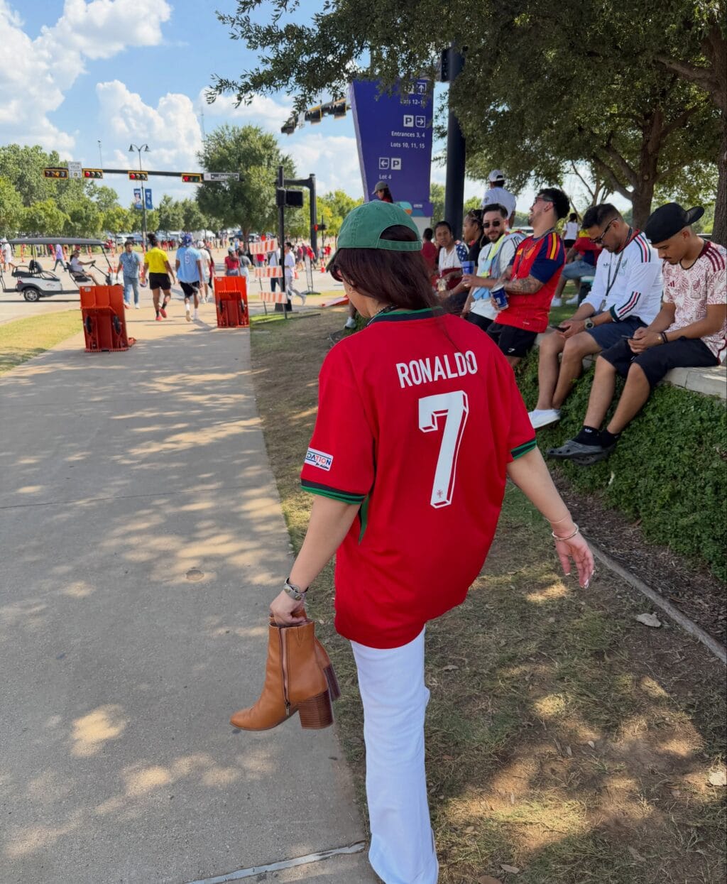 Yumna Zaidi Attends Ronaldo’s Final World Cup Match