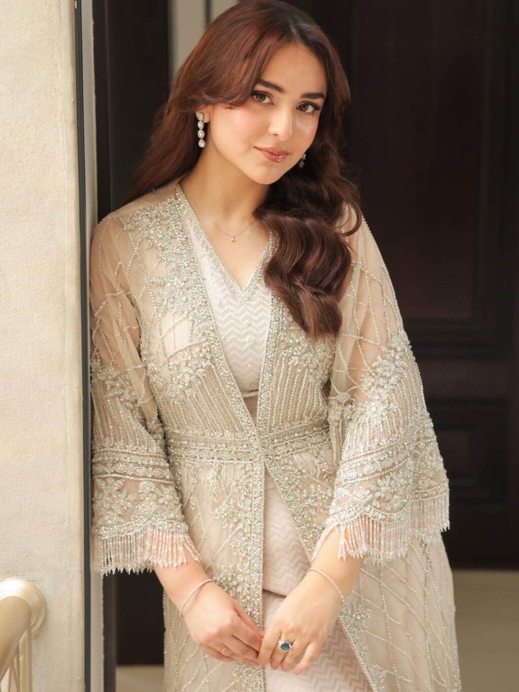 Ahad Raza Mir & Yumna Zaidi Sign Big Drama - Details Ahad Raza Mir & Yumna Zaidi Sign Big Drama - Details