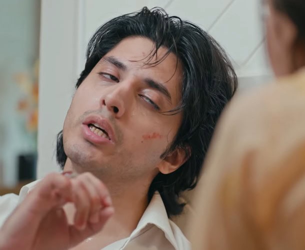 Zanjeerain Episode 25 - Sarbuland & Rabiya Bullet Scene Gets Mixed Reactions