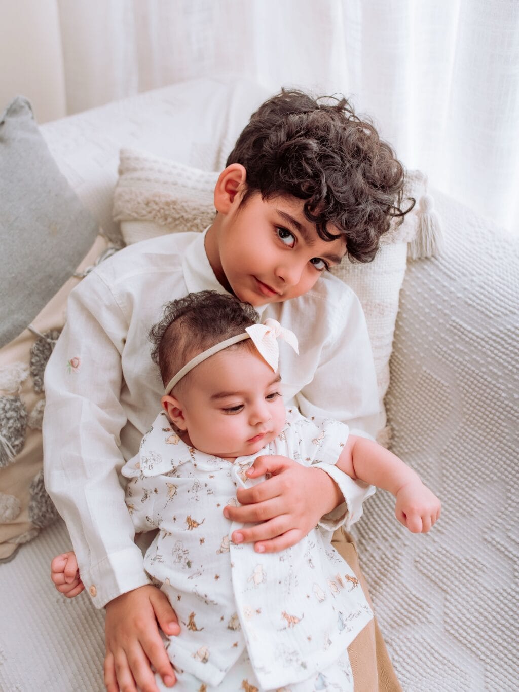 Iqra Aziz Reveals Daughter’s Face in a Cute Photoshoot