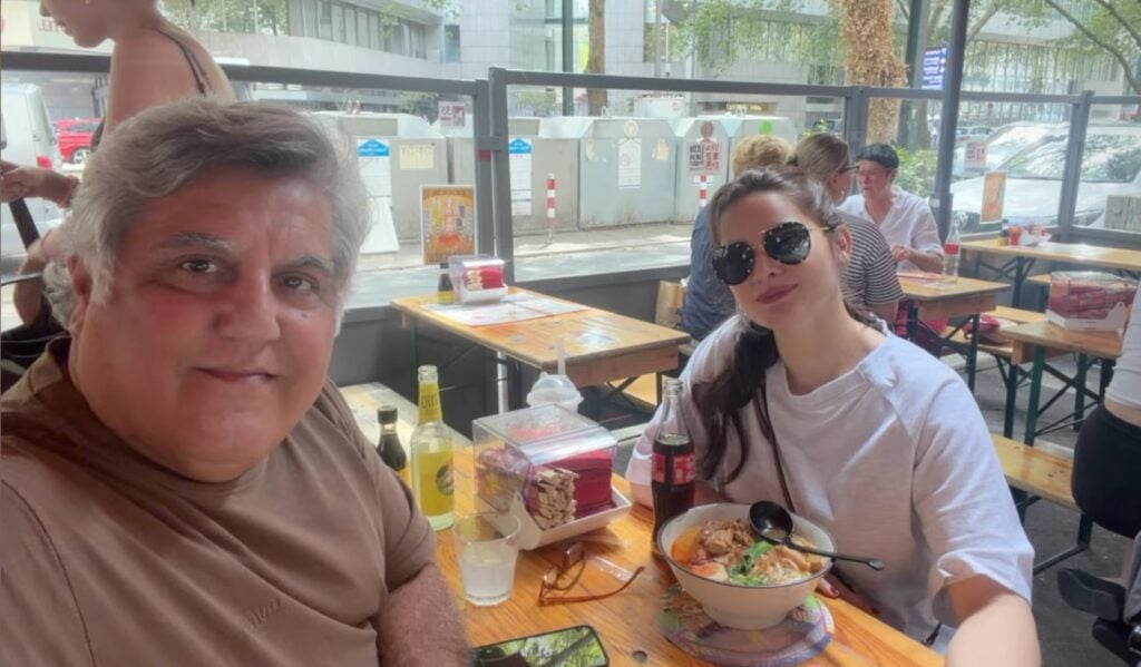 Minal Khan in Europe With Family Minal Khan in Europe With Family
