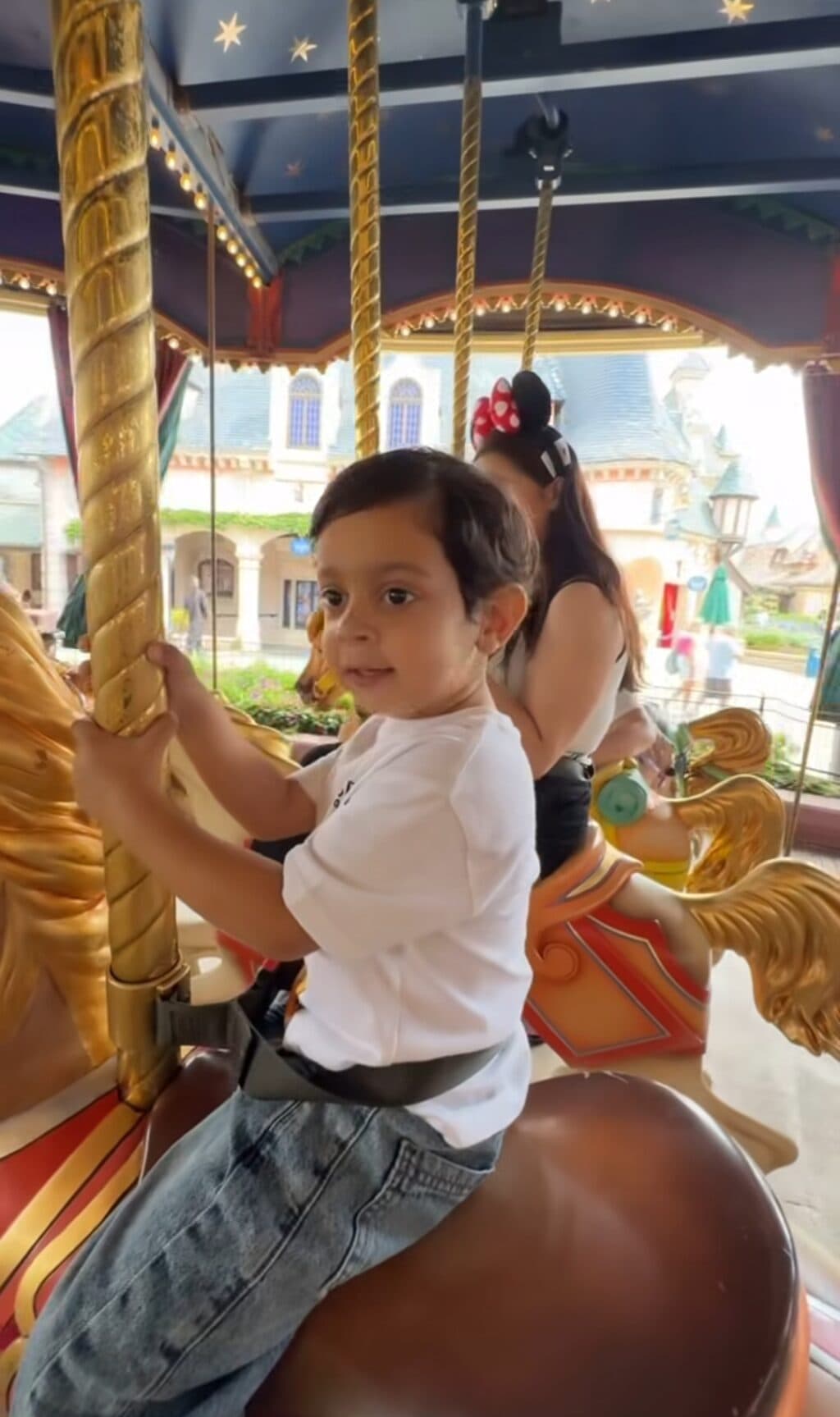 Minal Khan & Family Create Sweet Memories at Disneyland Paris