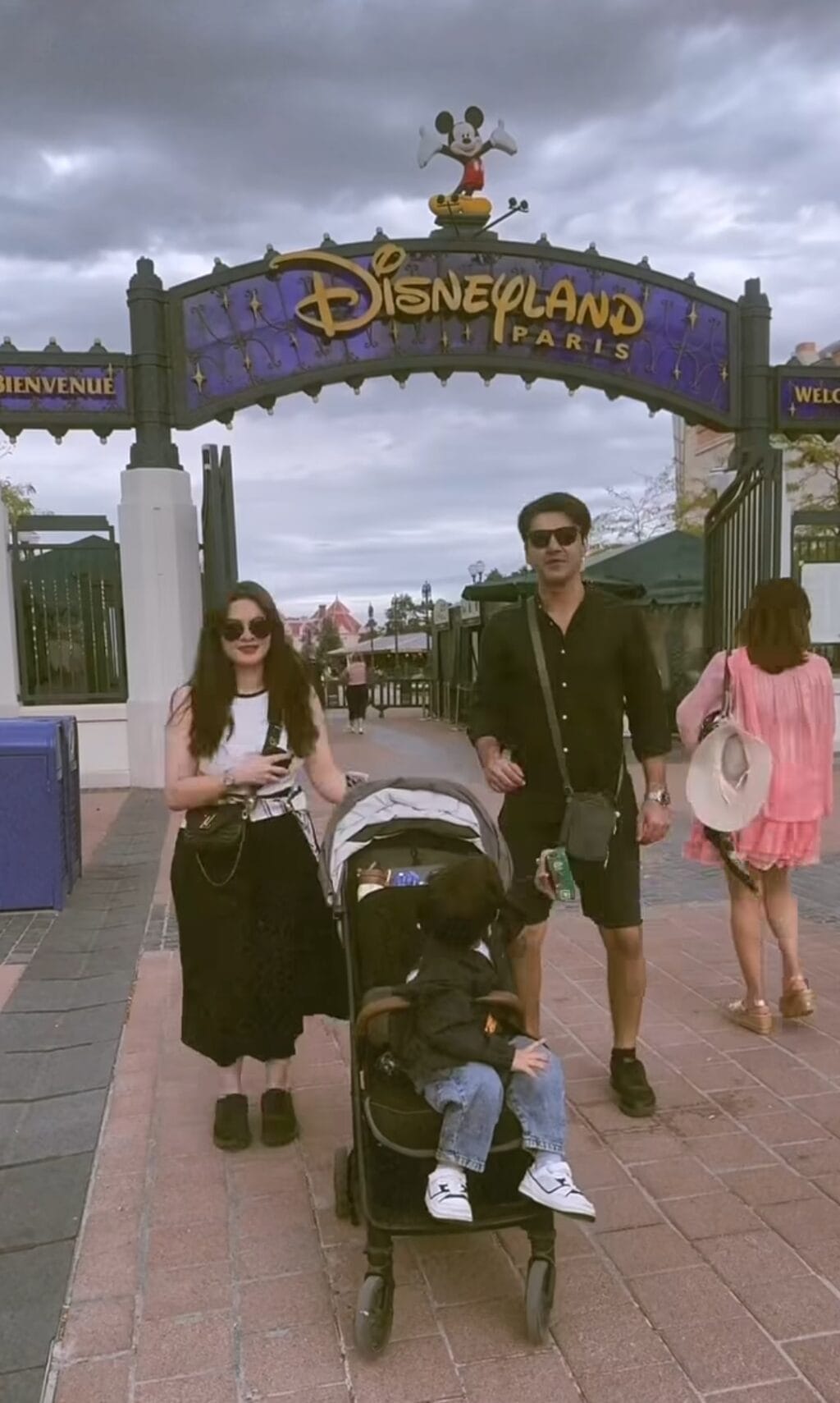 Minal Khan & Family Create Sweet Memories at Disneyland Paris