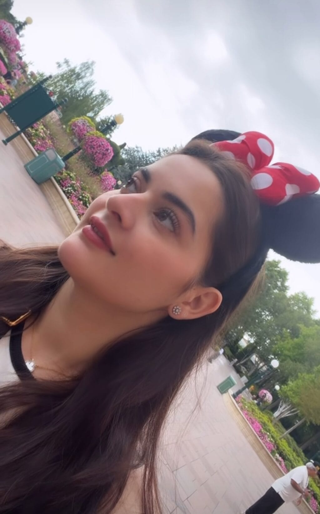 Minal Khan & Family Create Sweet Memories at Disneyland Paris