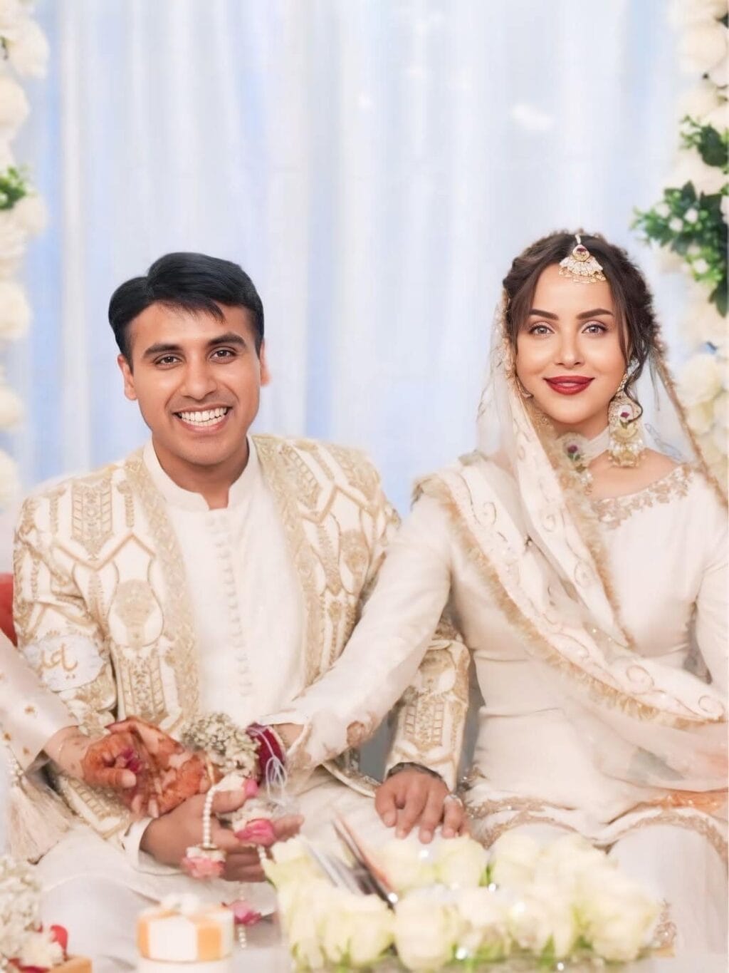 Momal Khalid Bashes Nimra Khan's Ex Husband's Statements after divorce Momal Khalid Bashes Nimra Khan’s Ex Husband’s Statements after divorce
