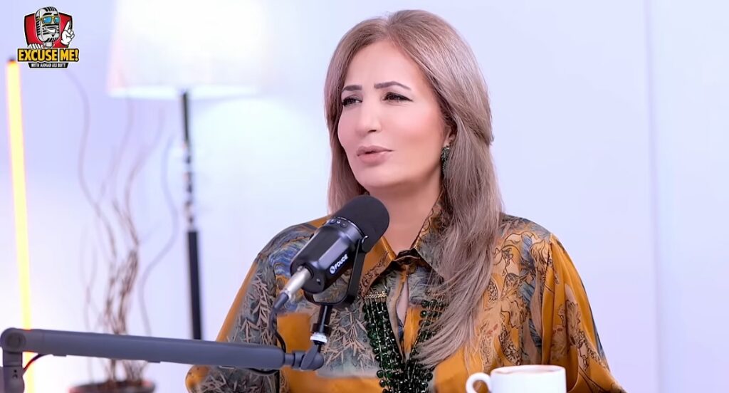 Sabahat Bukhari Supports Flirting on Drama Sets Sabahat Bukhari Supports Flirting on Drama Sets