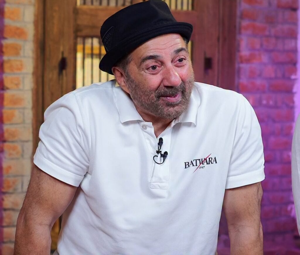Sunny Deol Shares Details of Interaction With Pakistanis During Kartarpur Visit Sunny Deol Shares Details of Interaction With Pakistanis During Kartarpur Visit