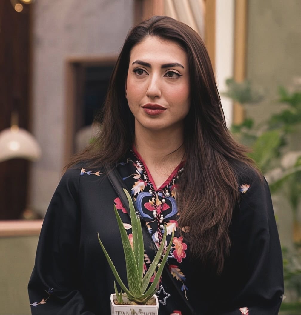 Tamasha Fame Rabia Javaid Sheikh Pictures With Husband Tamasha Fame Rabia Javaid Sheikh Pictures With Husband