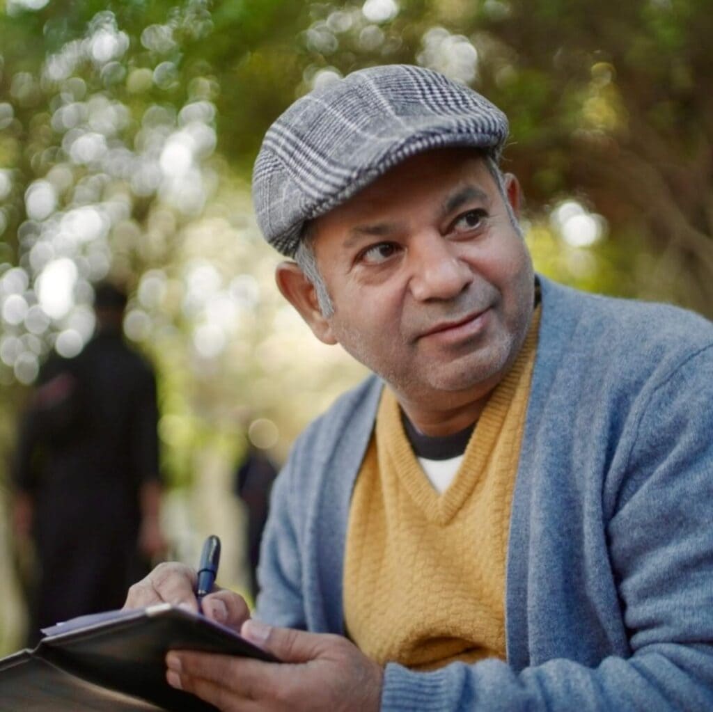 Aik Mohabbat Aur Writer Faiza Iftikhar Takes A Dig At Director Farooq Rind Aik Mohabbat Aur Writer Faiza Iftikhar Takes A Dig At Director Farooq Rind