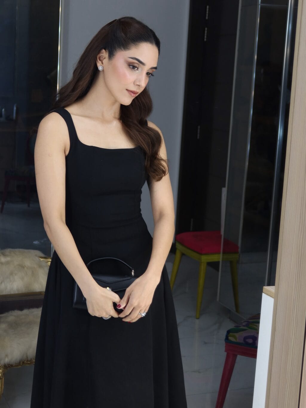 Maya Ali’s Glamorous Birthday Celebration With Friends