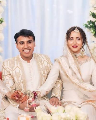 Fiza Ali Takes Nimra Khan's Husband To Cleaners Fiza Ali Takes Nimra Khan’s Husband To Cleaners