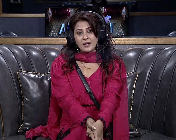 Laila On Her Old Vulgar Performances In Tamasha Laila On Her Old Vulgar Performances In Tamasha