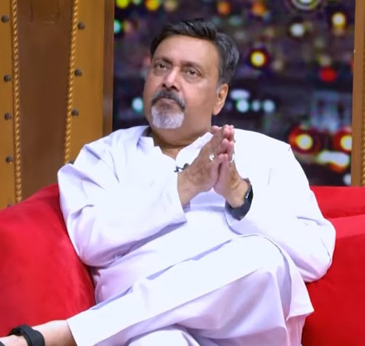 Waseem Abbas Calls Firdous Jamal's Acting Over Waseem Abbas Calls Firdous Jamal’s Acting Over