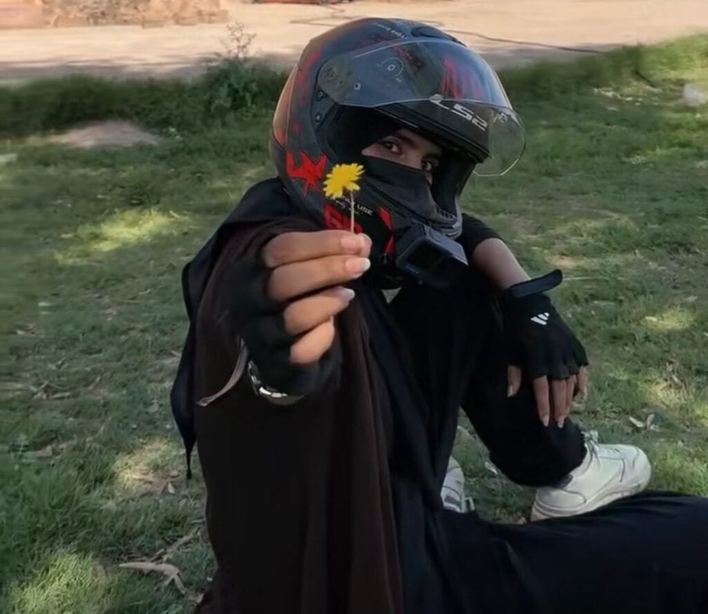 Young Pakistani Vlogger Loses Life in Tragic Accident Young Pakistani Vlogger Loses Life in Tragic Accident