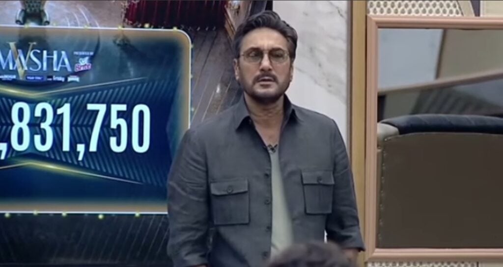 Adnan Siddiqui Schools Esra Ayesha For Misbehaving With Laila
