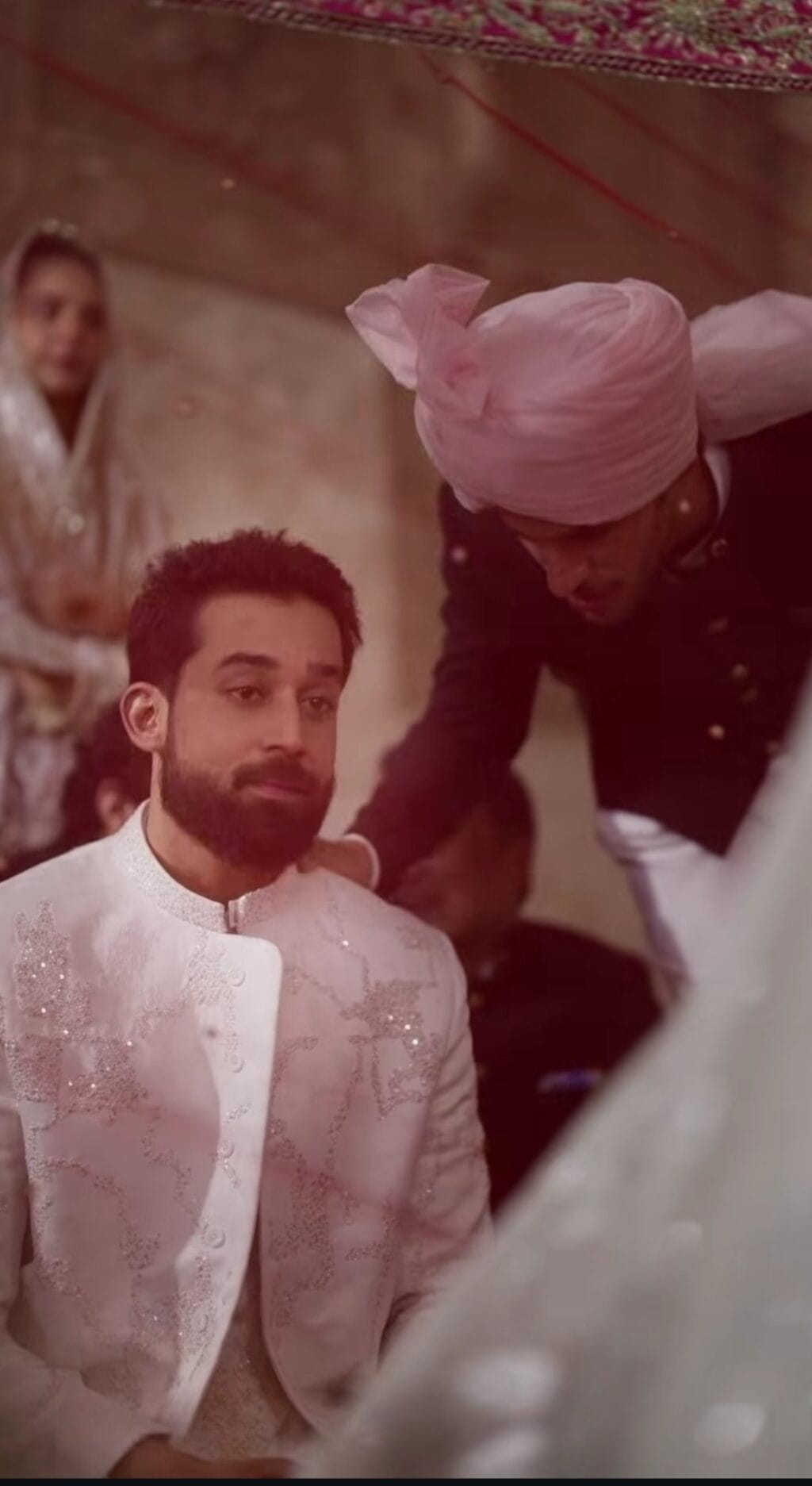 Bilal Abbas Steals The Spotlight In A Recent Wedding Shoot Bilal Abbas Steals The Spotlight In A Recent Wedding Shoot