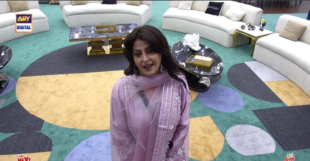 Laila Reveals Details of Meera & Khalil Ur Rehman Qamar Project