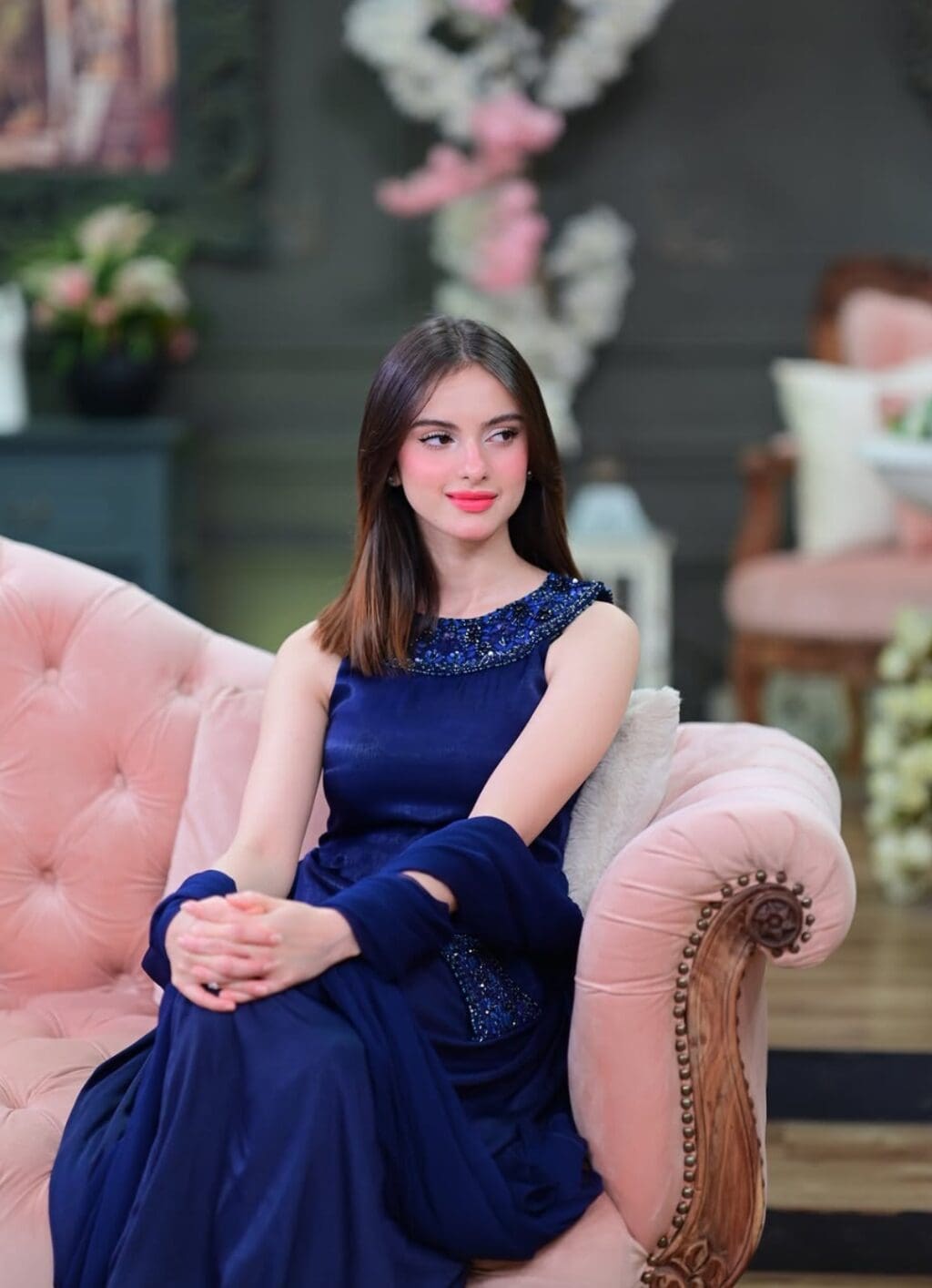 Young Actress Mahnoor Sheikh on Sana Javed's Rude Behaviour Young Actress Mahnoor Sheikh on Sana Javed’s Rude Behaviour