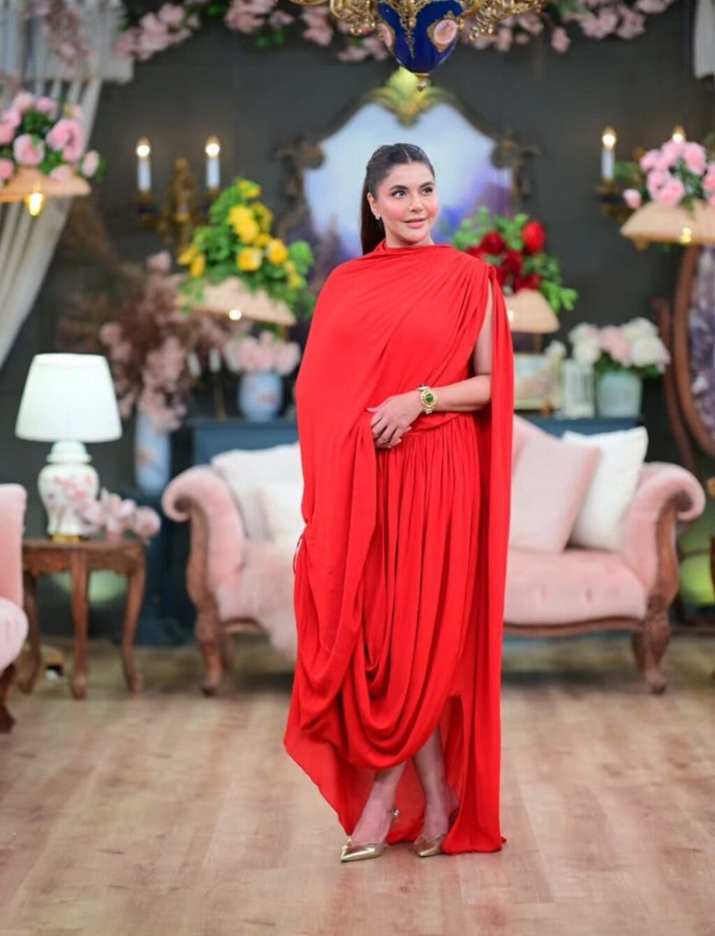 Nida Yasir’s Revealing Dress in Good Morning Pakistan Sparks Backlash