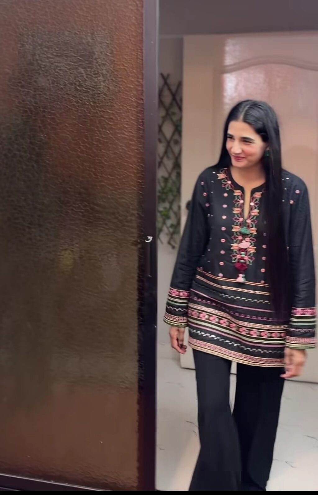Ramsha Salahuddin Meets Saqib Sumeer & Wife