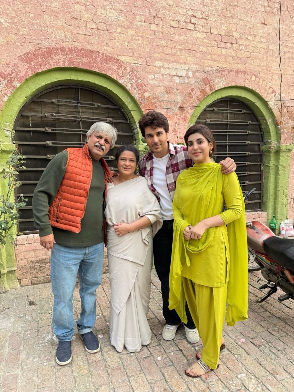 Urwa Hocane Bids Farewell To Aap Ki Izzat with Unseen BTS Pictures