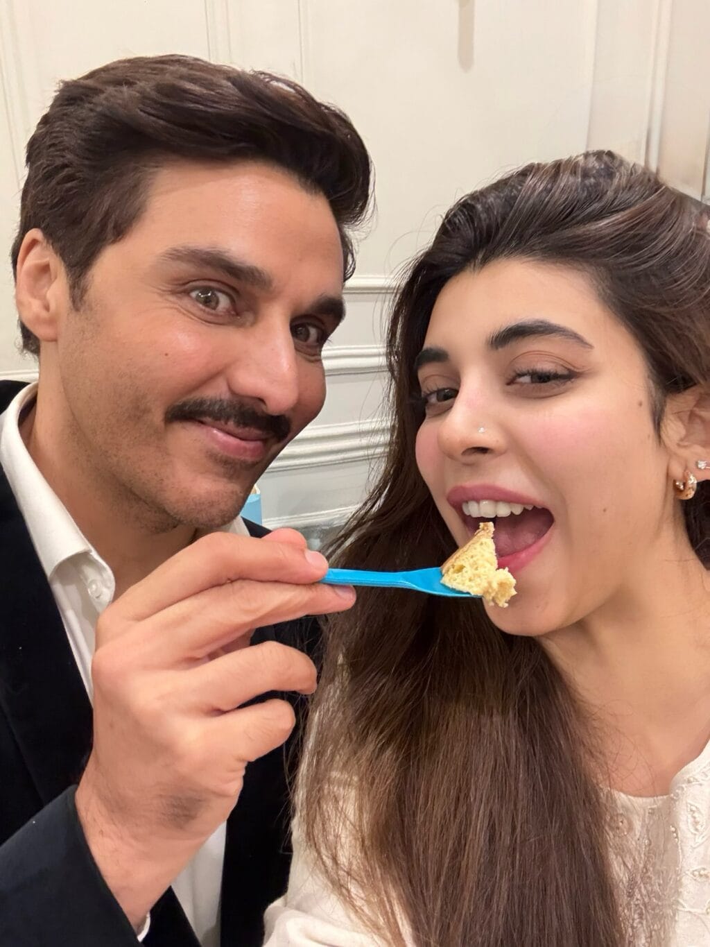Urwa Hocane Bids Farewell To Aap Ki Izzat with Unseen BTS Pictures