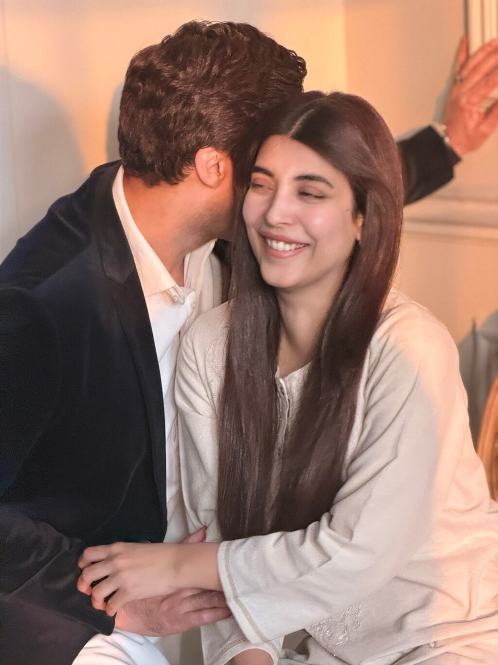Urwa Hocane Bids Farewell To Aap Ki Izzat with Unseen BTS Pictures