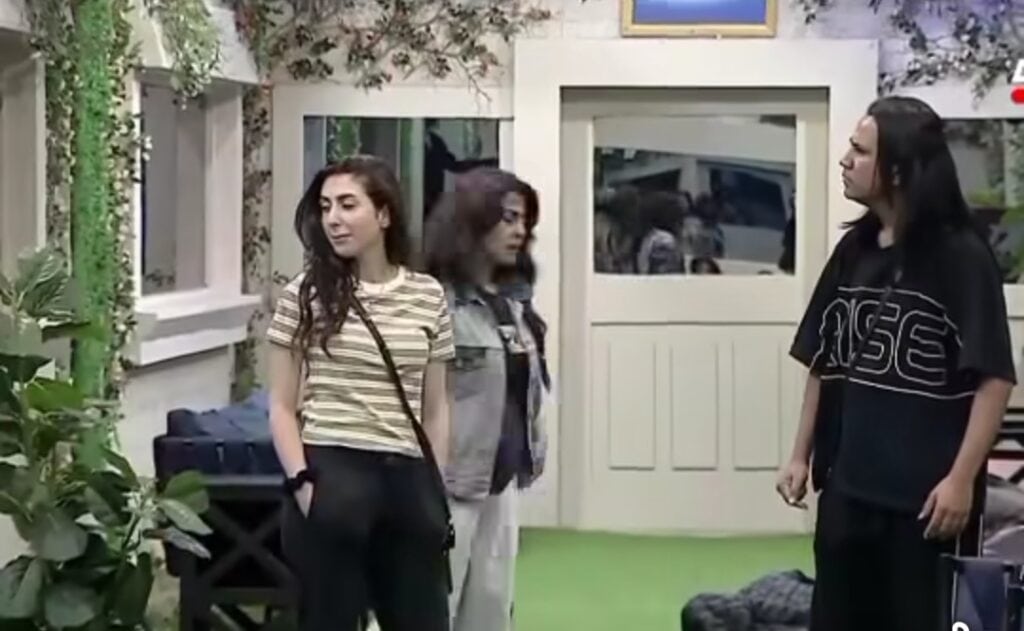 Dr Zee Khan & Rabia Javaid Sheikh Face Backlash For Targeting Babrik Shah Dr Zee Khan & Rabia Javaid Sheikh Face Backlash For Targeting Babrik Shah